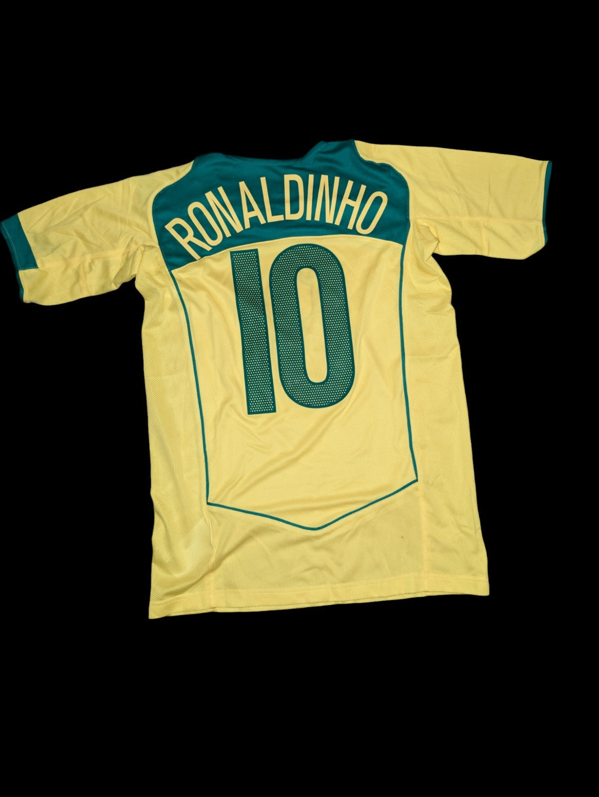 Ronaldinho Brazil 2004–06 Home Jersey